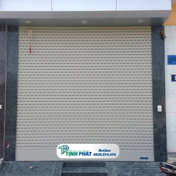 Cửa Cuốn Nhôm Khe Thoáng Giảm Tiếng Ồn CC04