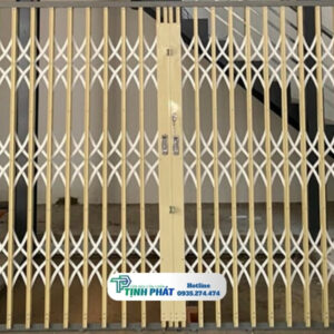 Cửa Kéo Đài Loan Không Lá Khung Vàng CK04