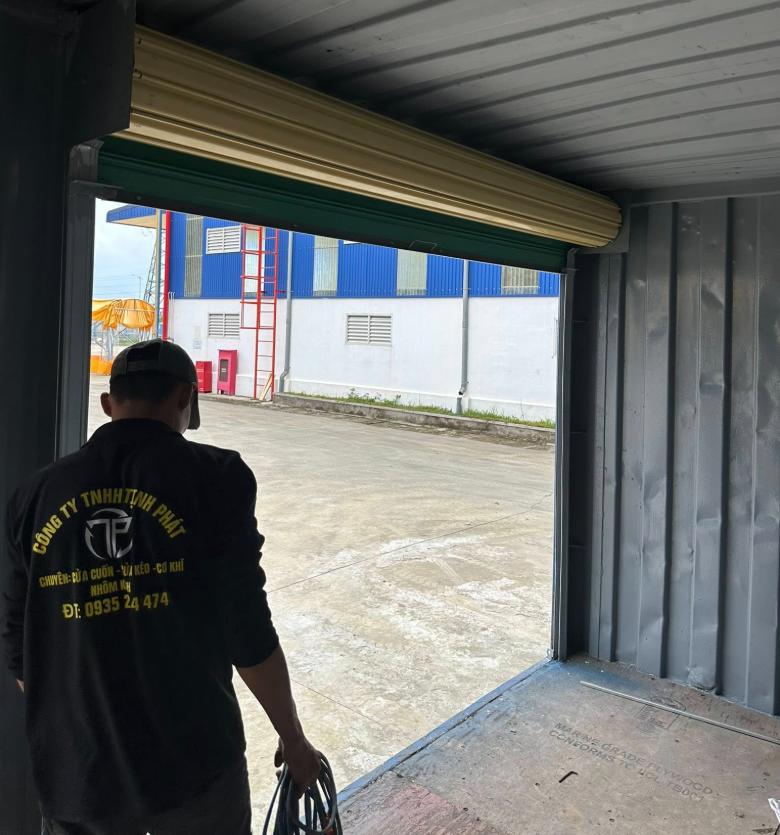 Lắp đặt cửa cuốn Đà Nẵng: Bảng giá 2026 - Hỗ trợ kiểm tra và nghiệm thu đạt chuẩn Lắp đặt cửa cuốn Đà Nẵng