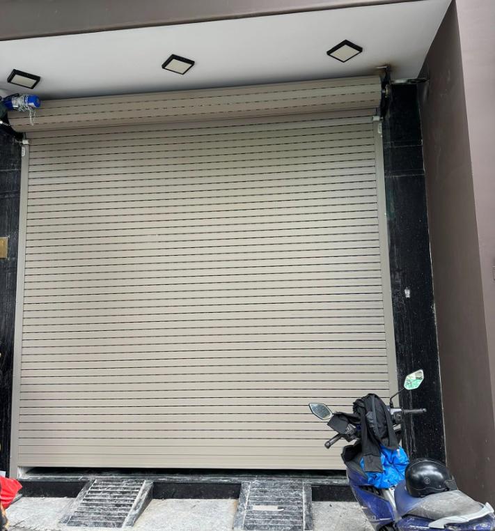 Lap dat cua cuon cua keo chuan ky thuat tai Da Nang – An toan tuyet doi 1